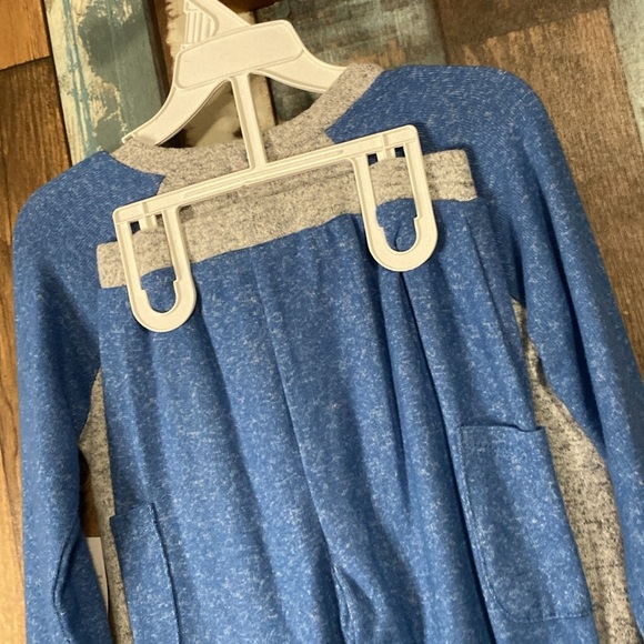 🚀 ROBEEZ blue space top and bottom with pockets - Picture 14 of 16